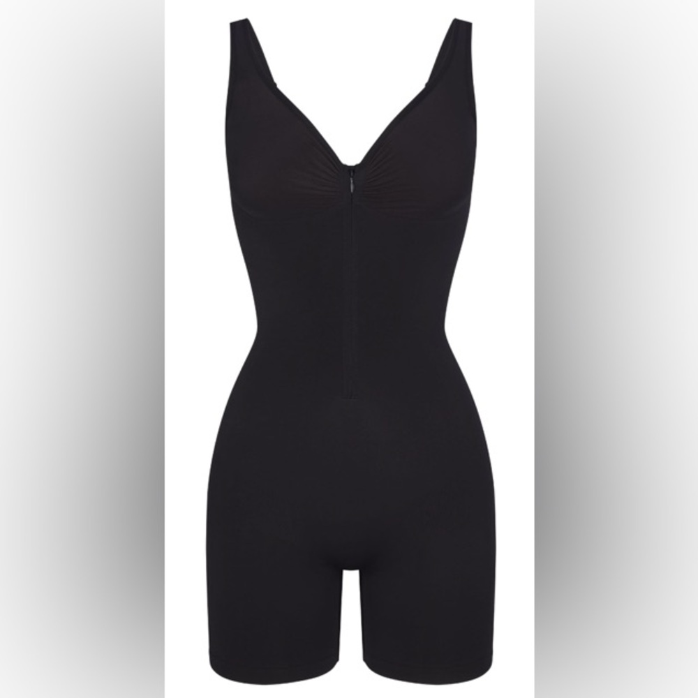 Seamless Sculpt Zip Front Scoop Neck Mid Thigh Bodysuit Size Large